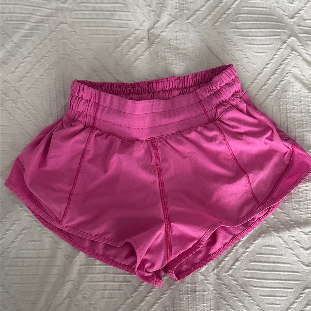 Lululemon Hotty Hot Shorts - pink - size 2